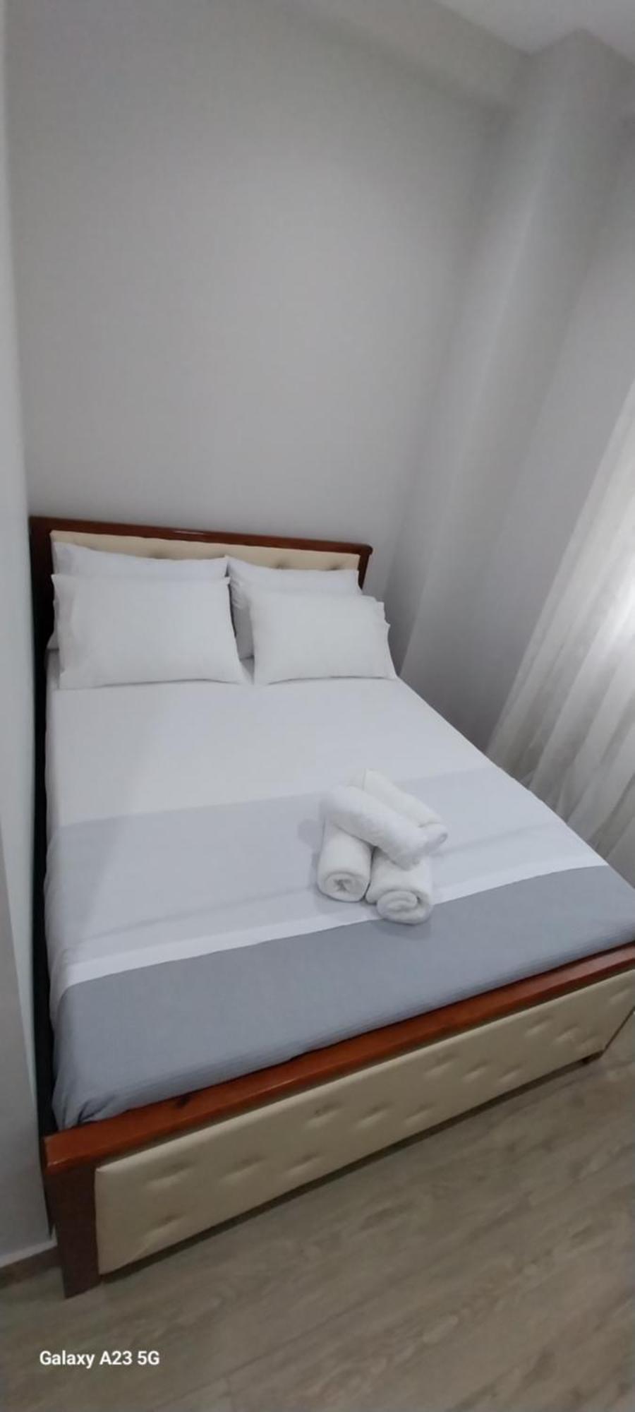 Collaku Apartment'S Vlorë Extérieur photo